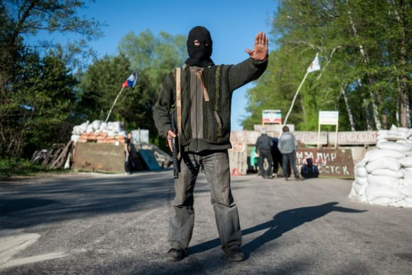 Władze Ukrainy kontynuują operację antyterrorystyczną w Donbasie