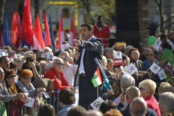 Przywódca węgierskich socjalistów chce debaty telewizyjnej z Orbanem