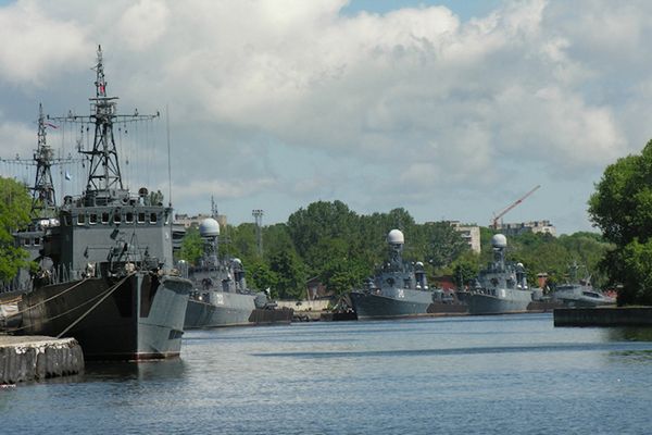 W manewrach na Morzu Bałtyckim uczestniczą 24 rosyjskie okręty