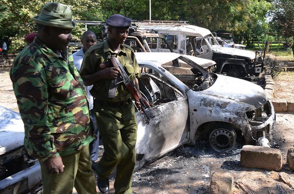 Kolejny atak ekstremistów w Kenii. Prezydent oskarża "lokalne grupy polityczne"
