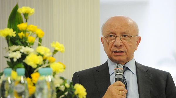 Prof. Bogdan Chazan