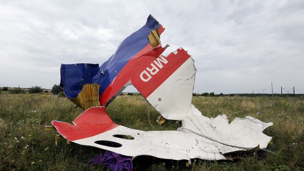 Szczątki malezyjskiego samolotu, który rozbił się na Ukrainie
