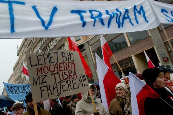 "Lepiej być moherem niż Tuska frajerem"