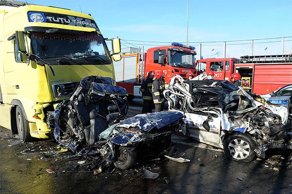 Tragiczny karambol - kierowcy grozi 8 lat więzienia