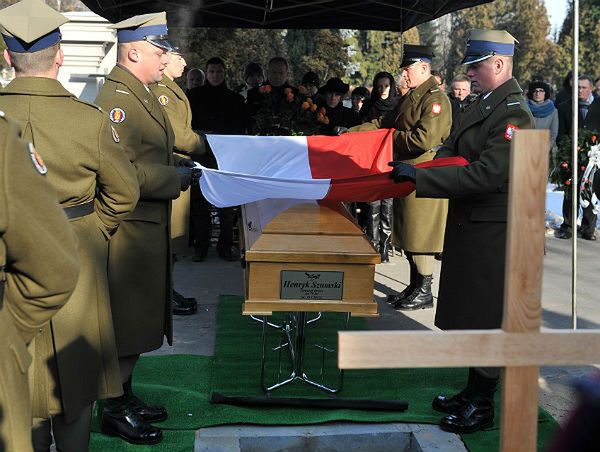 Gen. Henryk Szumski spoczął na Powązkach