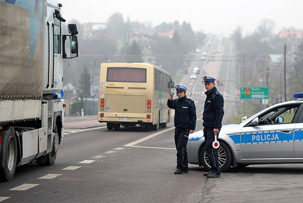 Zginęło 16 osób, 222 rannych. "Nie dociskajmy gazu"!