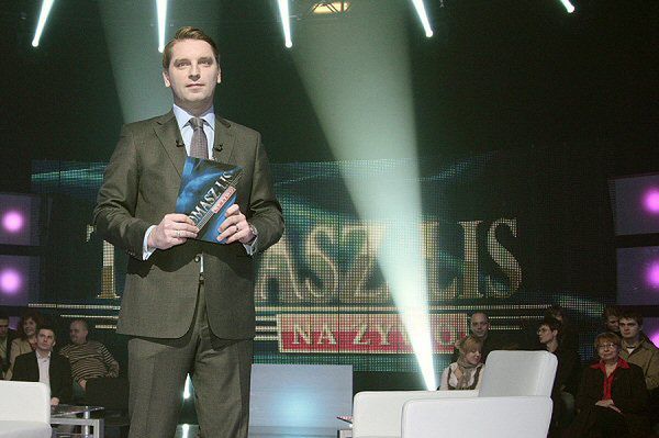 Tomasz Lis dostaje 92 tys. zł za jeden odcinek programu w TVP