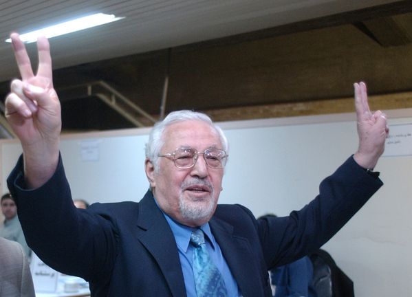 80-letni przywódca opozycji w Iranie skazany