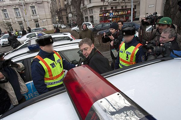 Były premier zatrzymany przez policję