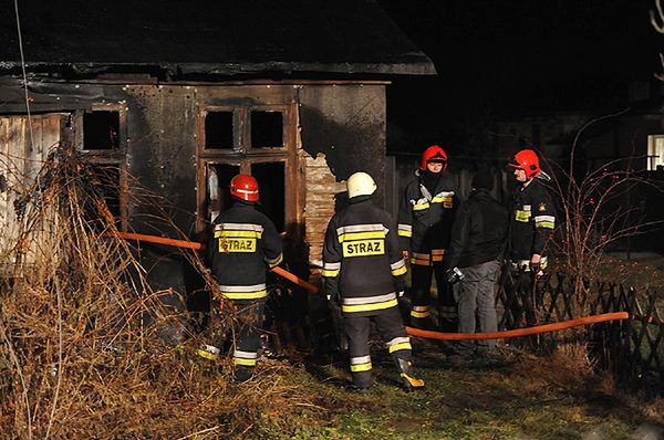 Tragiczny pożar w Łódzkiem - nie żyją 3 osoby