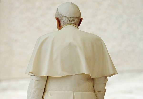 "Za skandalem w Watykanie stoi duża grupa osób"