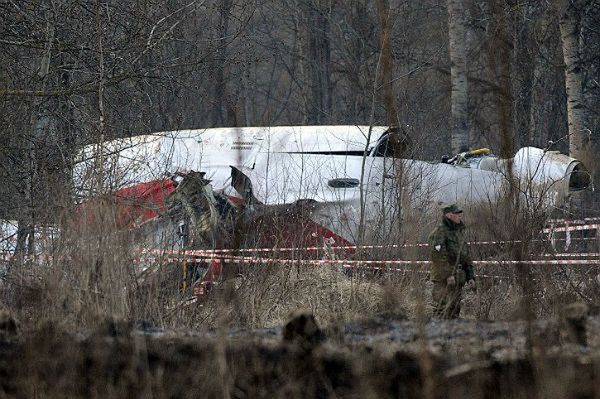 "GPC": Rozerwany nit z tupolewa w ciele ofiary katastrofy smoleńskiej