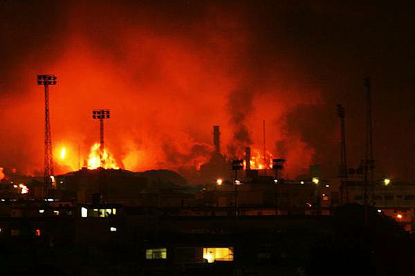 Wybuch w rafinerii - rośnie liczba zabitych i rannych
