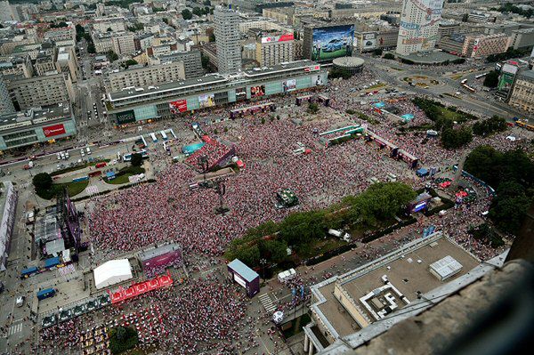 Herra: już 2,3 mln osób na stadionach i w Strefach Kibica