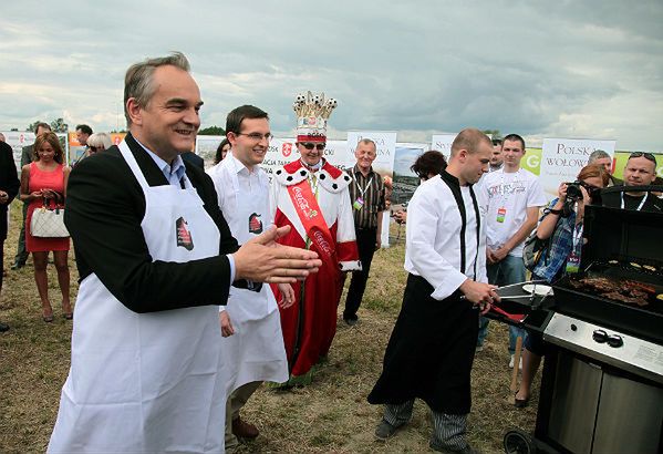 Waldemar Pawlak wrzucił na ruszt złe emocje. "Grilluję wszystkie"