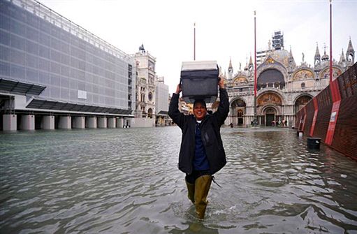 Wenecja znalazła się znów pod wodą
