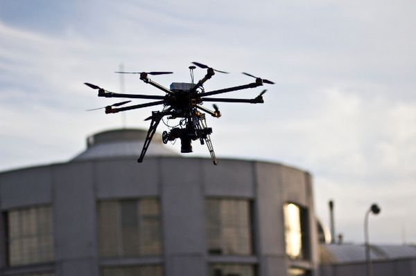 Brytyjska policja chce użyć dronów w walce z przestępczością