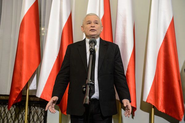 Kaczyński wzywa premier Kopacz do zajęcia stanowiska ws. wyborów