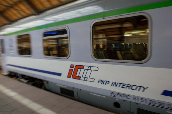 Bezpłatne Wi-Fi we wszystkich pociągach EIC PKP Intercity