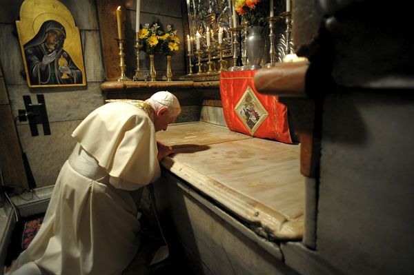 Benedykt XVI abdykuje. Ks. Boniecki i o. Oszajca oceniają decyzję papieża