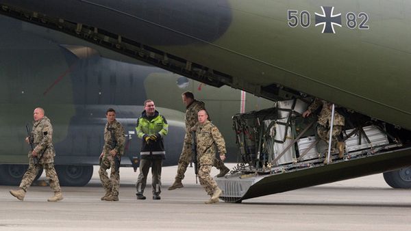 Niemcy wyślą dwa samoloty transportowe do Mali