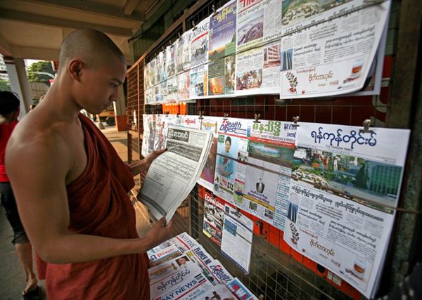 Birma: po prawie 50 latach znów wydawane będą prywatne dzienniki