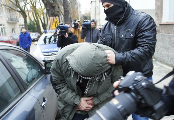 Policja znalazła w prywatnym domu w Gdyni trotyl, broń i amunicję