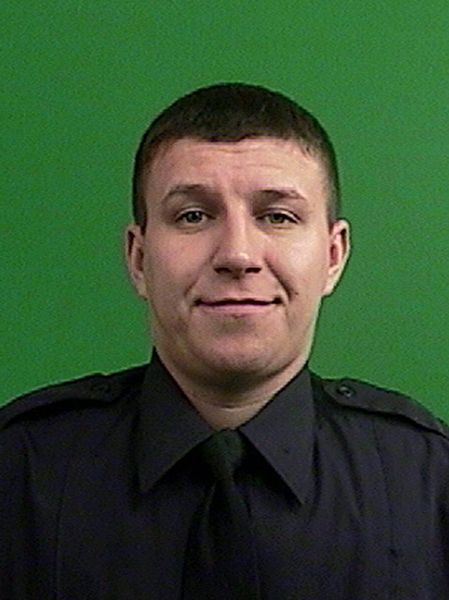 Nowy Jork: policjant Artur Kasprzak zginął ratując rodzinę od utonięcia