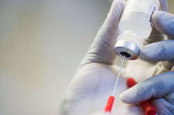 Włoski minister zakazał stosowania szczepionek przeciwko grypie