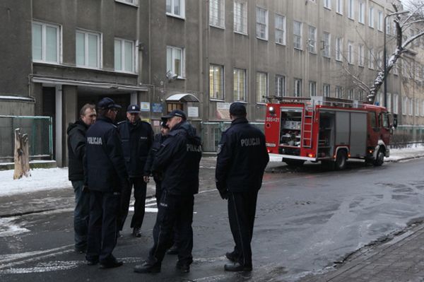 Wybuch w Warszawie. Sprawca najpierw zaatakował nożem