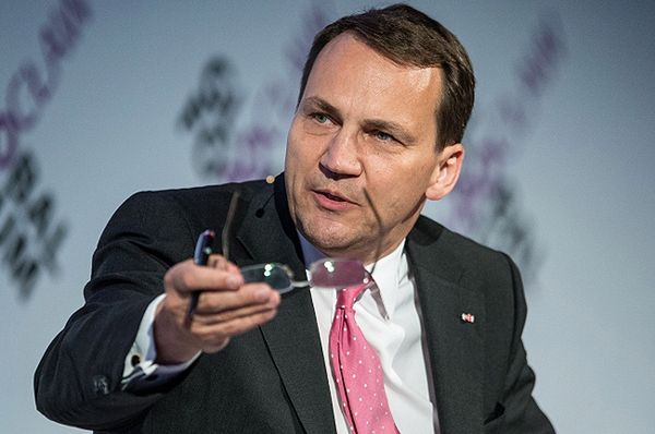 Sikorski: sprawa Memoriału odzwierciedla stan wolności w Rosji