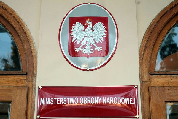 Nocna akcja MON w ośrodku NATO. Mocne słowa zagranicznych komentatorów