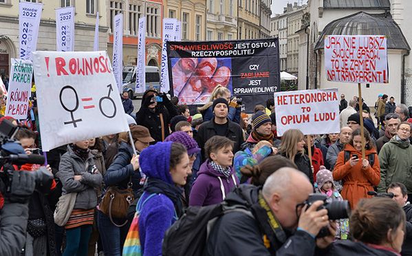 Manifa 2014 pod hasłem "Samo się nie zrobi" w Krakowie