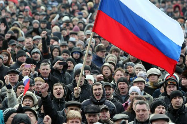 Blisko 10 tys. osób na prorosyjskiej manifestacji w Doniecku