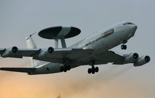 NATO: AWACS nad Polską i Rumunią będzie monitorował Ukrainę