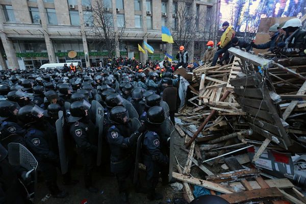 Bronisław Komorowski o Ukrainie: każde rozwiązanie siłowe niepokoi