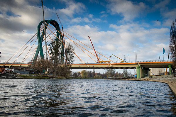Za kilka dni otwarcie trasy w Bydgoszczy z mostem budzącym spory