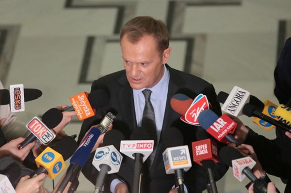 Premier Donald Tusk: Andrzej Biernat powinien zająć się sportem, a nie klubem