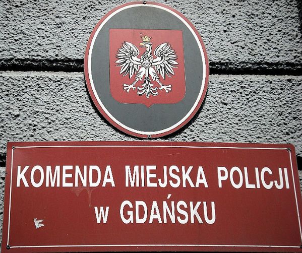 Pościg ulicami Gdańska. Skradł auto, grożąc właścicielowi nożem