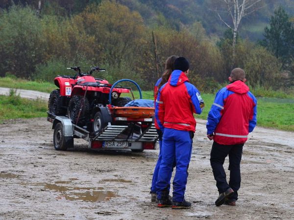 Grupa tropiąca niedźwiedzia w Bieszczadach zakończyła pracę