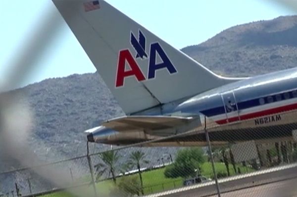 Alarm bombowy, samolot musiał lądować awaryjnie w Phoenix