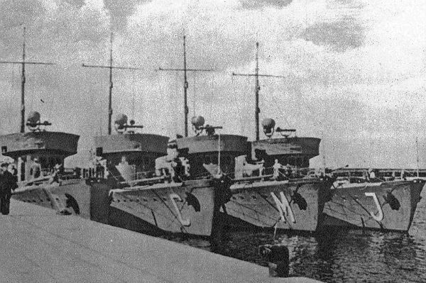 Losy okrętu marynarki wojennej ORP "Żuraw"