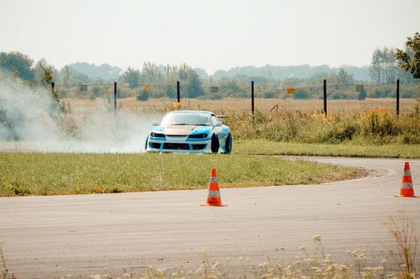 Będą driftować na terenie Muzeum Lotnictwa Polskiego