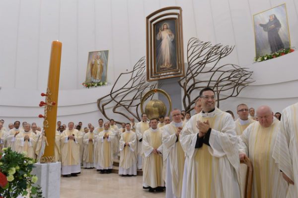 Próba profanacji obrazu w krakowskim sanktuarium w Łagiewnikach