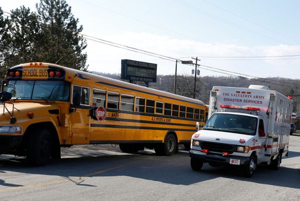 Atak nożownika w szkole w USA. 20 osób rannych