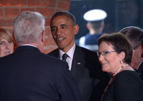 Moskwa krytykuje wizytę Obamy w Warszawie