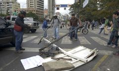 Wenezuela: opozycja stawia barykady na ulicach Caracas