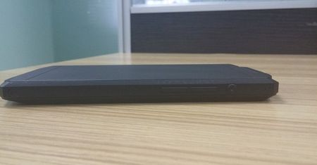 Smartfon z akumulatorem o pojemności 10 000 mAh
