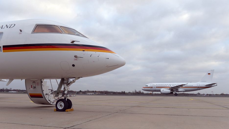 Bombardier Global 5000 zablokował pas startowy na lotnisku Schoenefeld 