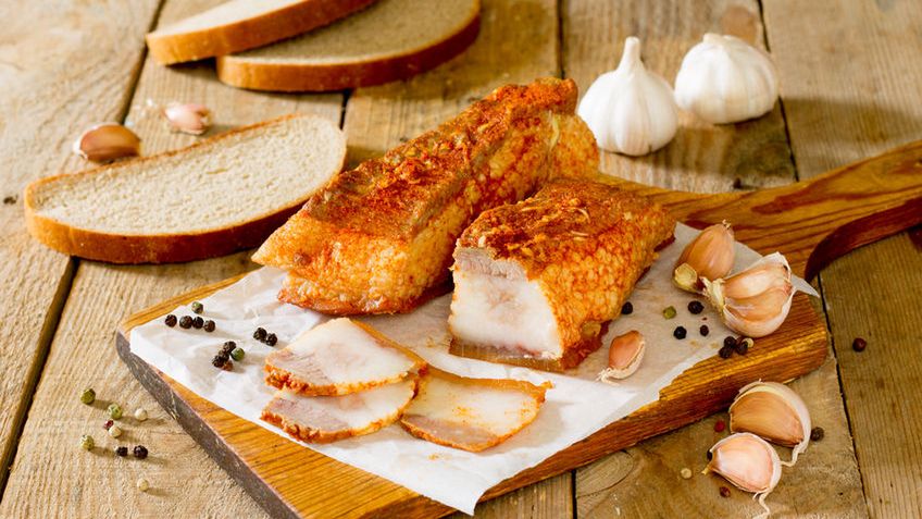 Gotowany peklowany tłuszcz wieprzowy